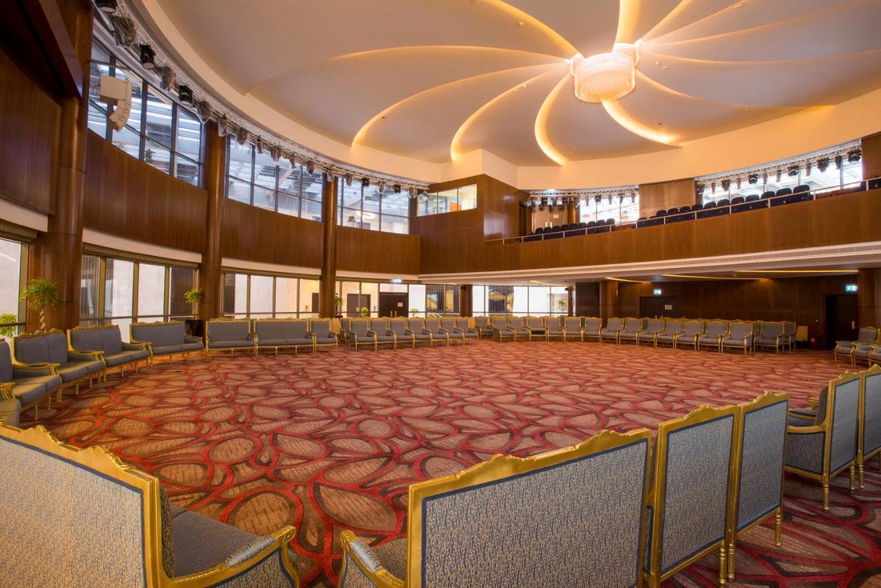 Crowne Plaza Riyadh - Rdc Hotel & Convention By Ihg Exteriér fotografie The Grand Ballroom