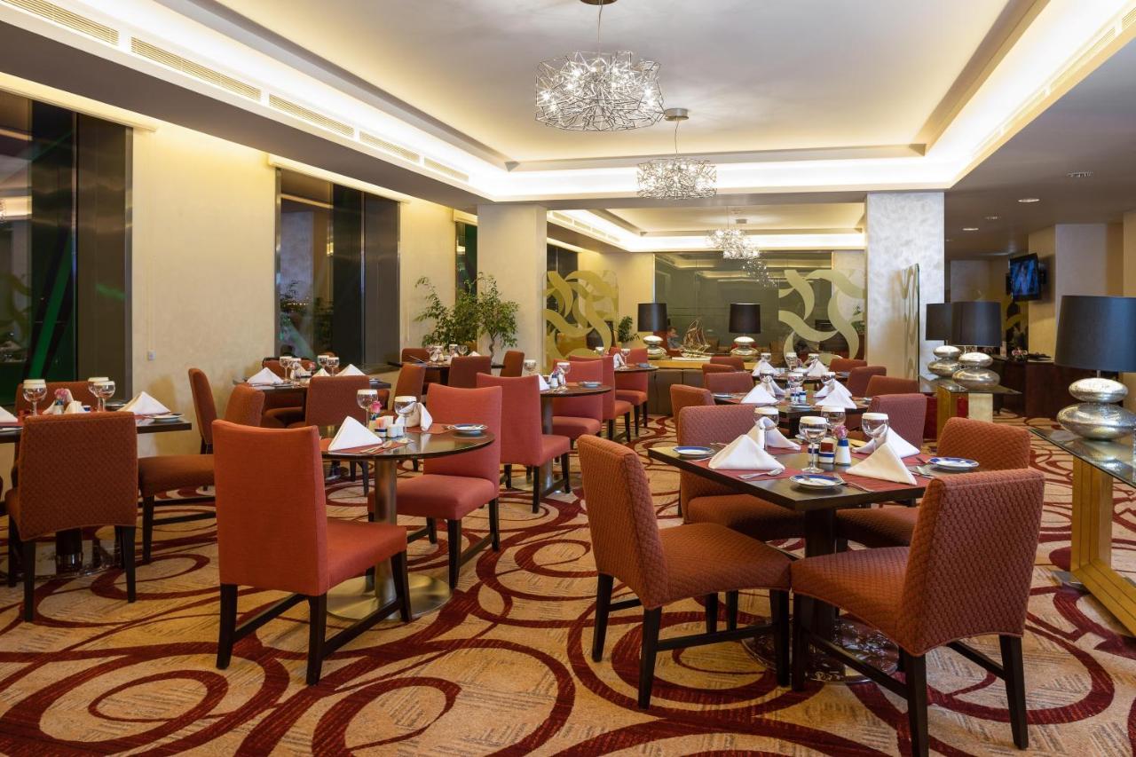 Crowne Plaza Riyadh - Rdc Hotel & Convention By Ihg Pokoj fotografie The restaurant