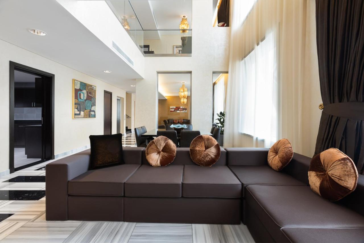 Crowne Plaza Riyadh - Rdc Hotel & Convention By Ihg Exteriér fotografie A living room in a modern house