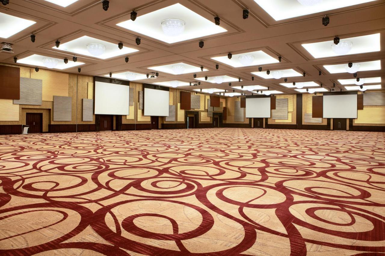 Crowne Plaza Riyadh - Rdc Hotel & Convention By Ihg Exteriér fotografie The Grand Ballroom