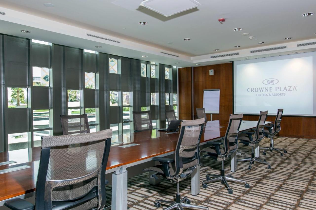 Crowne Plaza Riyadh - Rdc Hotel & Convention By Ihg Exteriér fotografie Meeting room