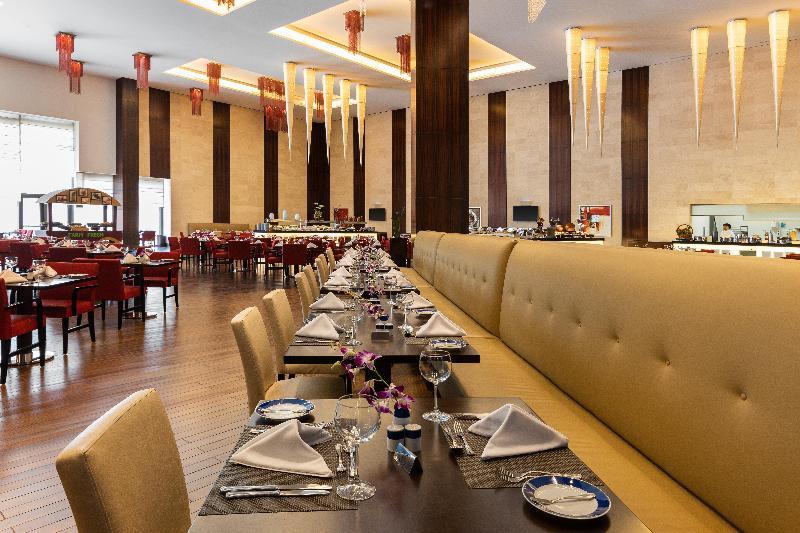 Crowne Plaza Riyadh - Rdc Hotel & Convention By Ihg Exteriér fotografie The restaurant